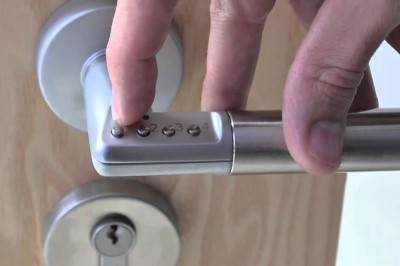 Cerrajero de Sevilla 24 horas - Manilla-CodeHandle